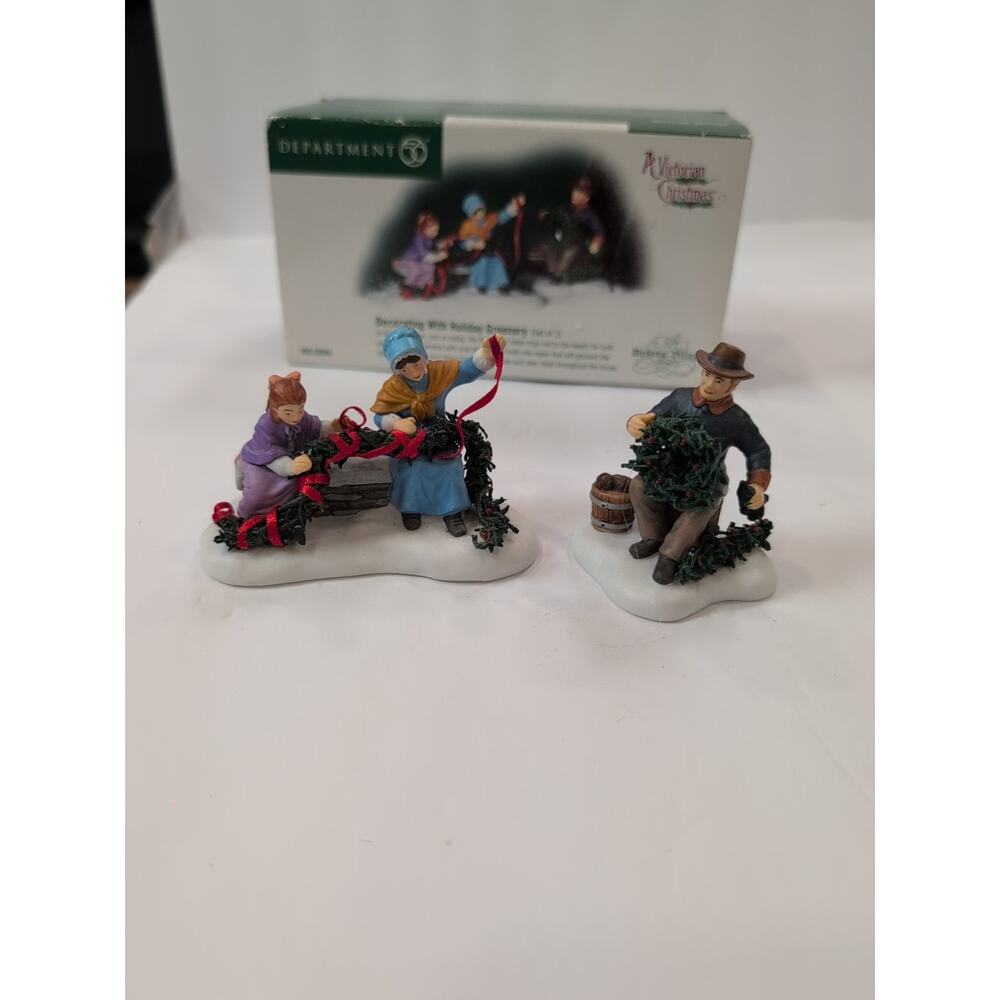 Dept 56 Dickens Village DECORATING with HOLIDAY GREENERY‎ #58584 Retired W/Box